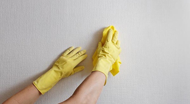 Mẹo làm sạch vết bẩn trên tường nhà nhanh chóng và dễ dàng