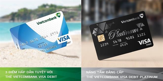 Sản phẩm thẻ Visa của Vietcombank. Ảnh: N.H