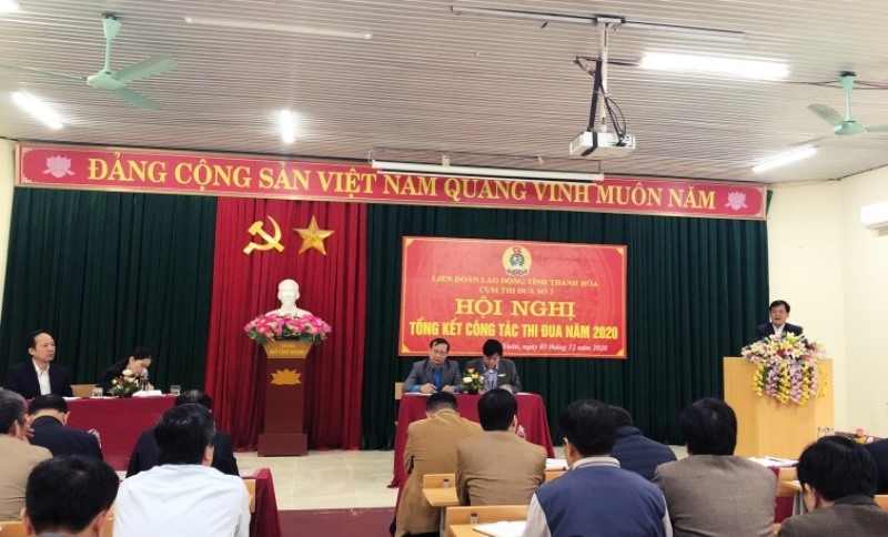 Hội nghị tổng kết cụm thi đua số 3 - LĐLĐ tỉnh Thanh Hóa. Ảnh: Q.D