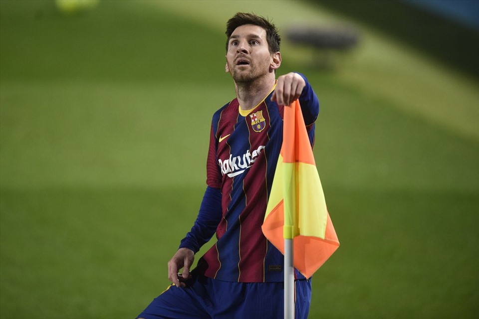 Quả “bom tấn” Lionel Messi tạo ra đẩy Barca vào sâu hơn cuộc khủng hoảng. Ảnh: AFP