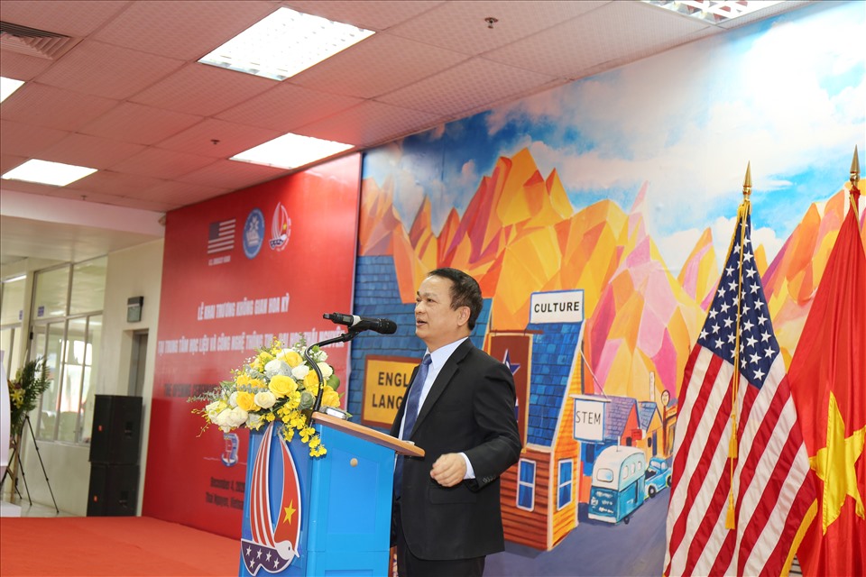 GS.TS Phạm Hồng Quang – Tỉnh ủy viên, Bí thư Đảng ủy, Giám đốc Đại học Thái Nguyên phát biểu tại chương trình.