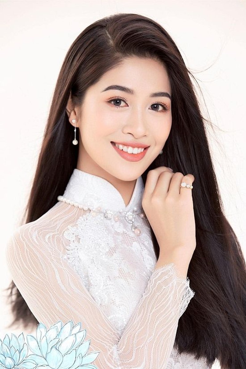 Nữ tiếp viên vào top 10 Hoa hậu Việt Nam: \