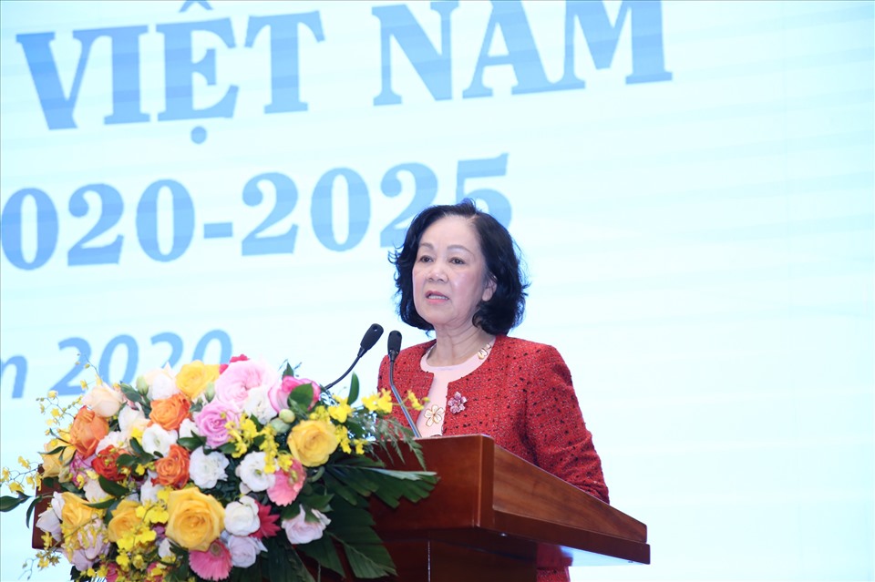 Uỷ viên Bộ Chính trị, Bí thư Trung ương Đảng, Trưởng Ban Dân vận Trung ương phát biểu tại Đại hội Thầy thuốc trẻ Việt Nam. Ảnh Hải Lâm