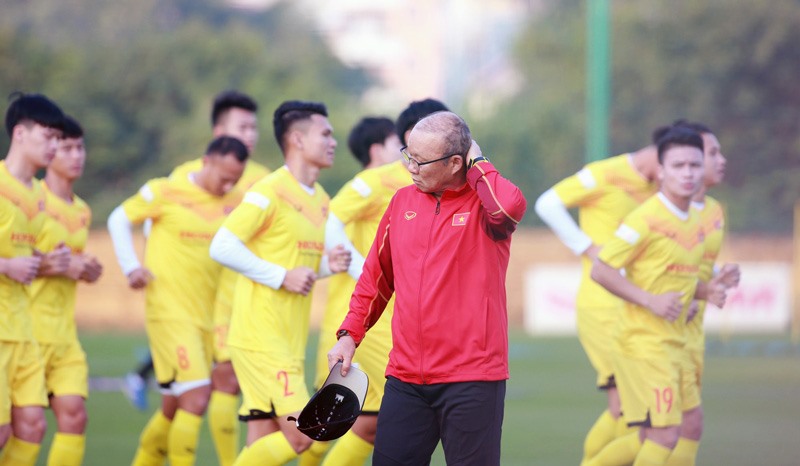 Huấn luyện viên Park Hang-seo vẫn trăn trở với vị trí tiền đạo của đội tuyển Việt Nam. Ảnh: Lâm Thoả