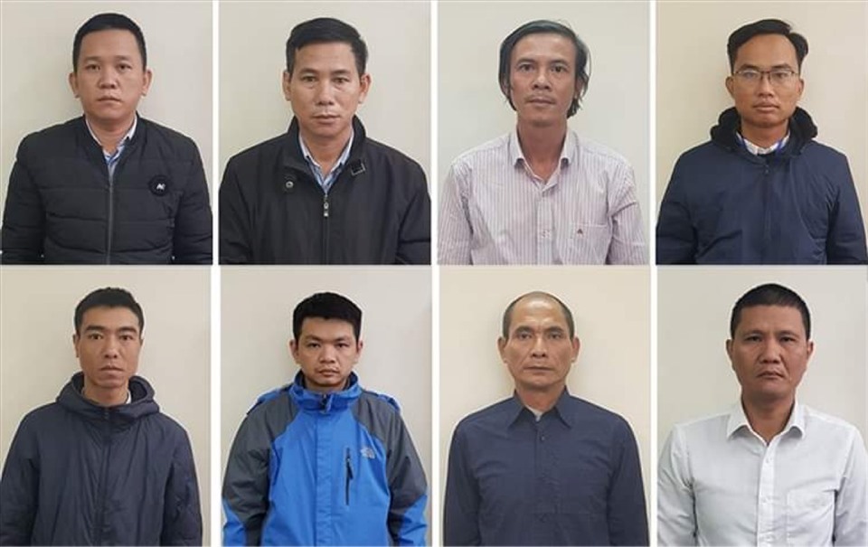 8 trong số 13 bị can vừa bị khởi tố trong vụ án sai phạm xảy ra tại dự án cao tốc Đà Nẵng - Quảng Ngãi.