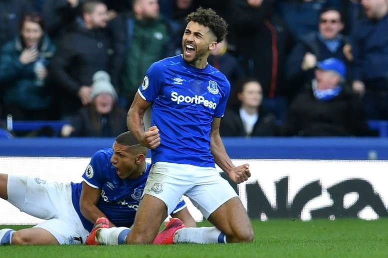 8. Dominic Calvert-Lewin (Everton): 11 bàn thắng (22 điểm).
