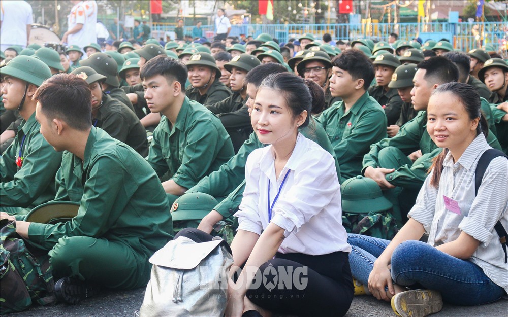 Với nhiều bạn trẻ, được rèn luyện trong môi trường quân đội Việt Nam với tính kỷ luật, kỷ cương cao là niềm tự hào to lớn.