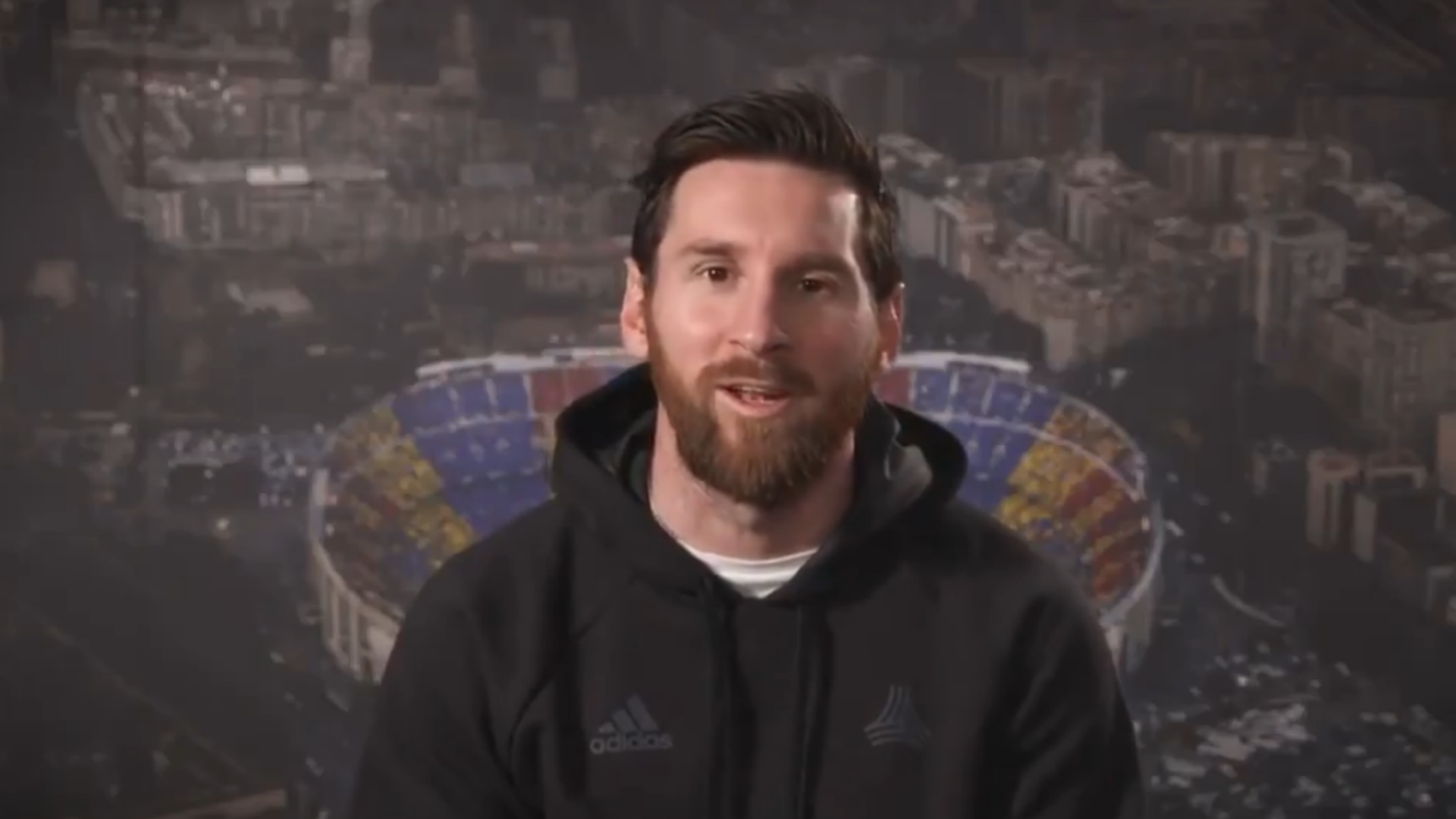 Messi gửi lời cảm ơn ban tổ chức. Ảnh: Goal.