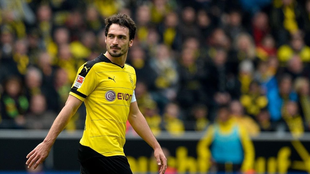 Hummels đã luống tuổi. Ảnh: Goal.