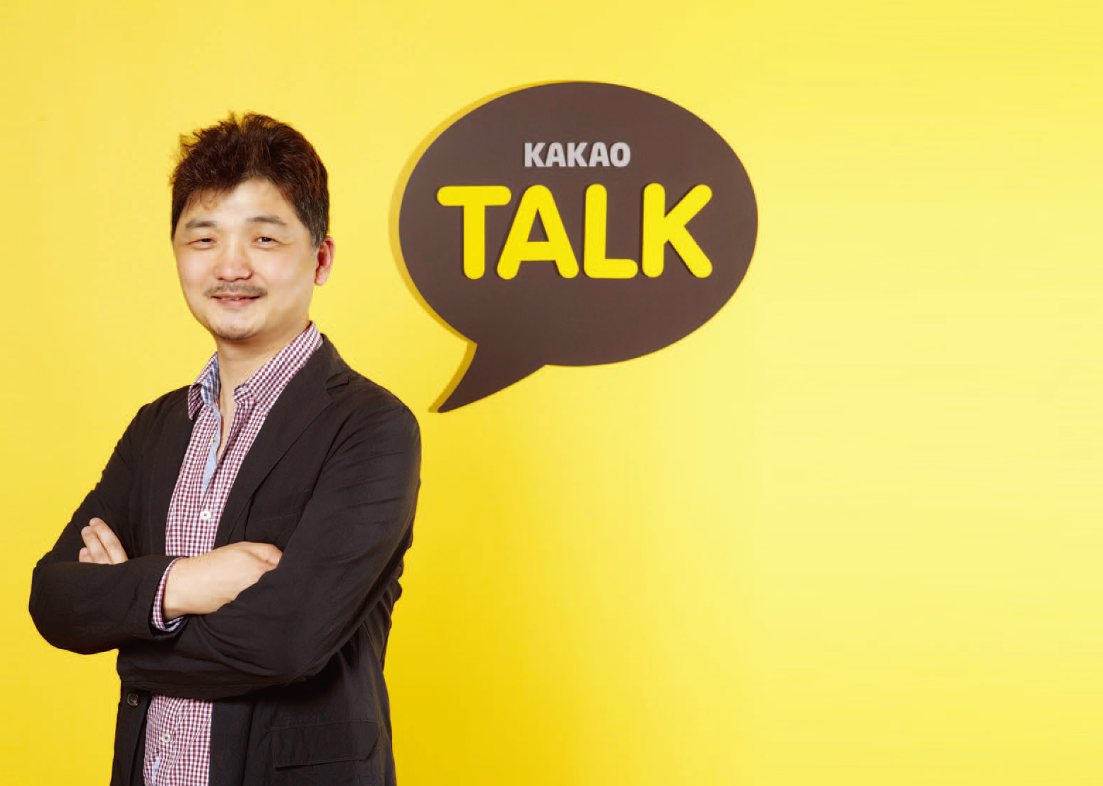 Kim Beom-su là người sáng lập và chủ tịch của Kakao, ứng dụng nhắn tin lớn nhất của Hàn Quốc. Tài sản hiện tại của tỉ phú này lên đến 3,7 tỉ USD, tăng 1 tỉ USD so với hồi giữa tháng 9.2019. Ảnh: Korea Info