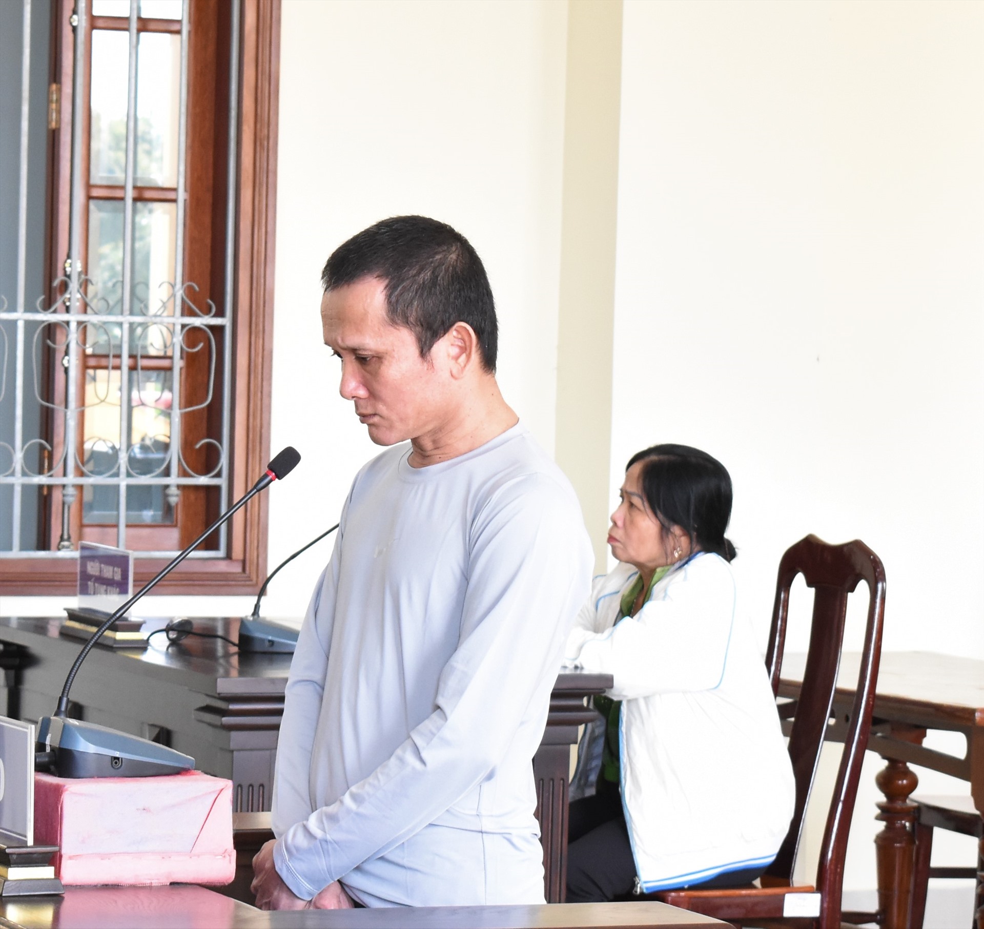 Bị cáo Hồ Văn Mướt tại phiên tòa sơ thẩm ngày 28.2.2020. Ảnh: Thành Nhân