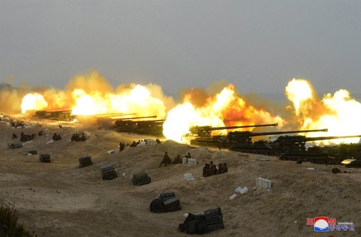 Hình ảnh trong cuộc tập trận của Triều Tiên được truyền thông nhà nước công bố ngày 28.2. Ảnh: Yonhap.