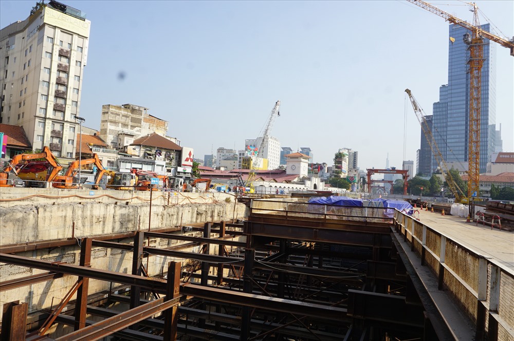 Công trình ga Bến Thành đã thị công xong phần đáy, chuẩn bị đổ bê tông chia các tầng.