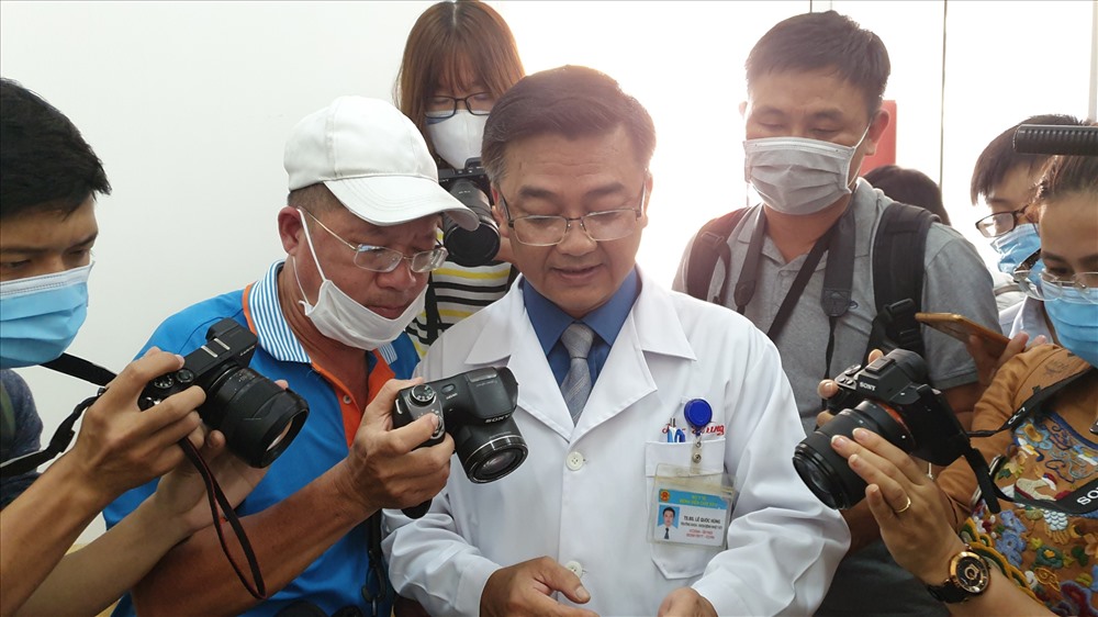 Bác sĩ Lê Quốc Hùng chia sẻ về quá trình điều trị cho các ca bệnh nhiễm virus Corona.