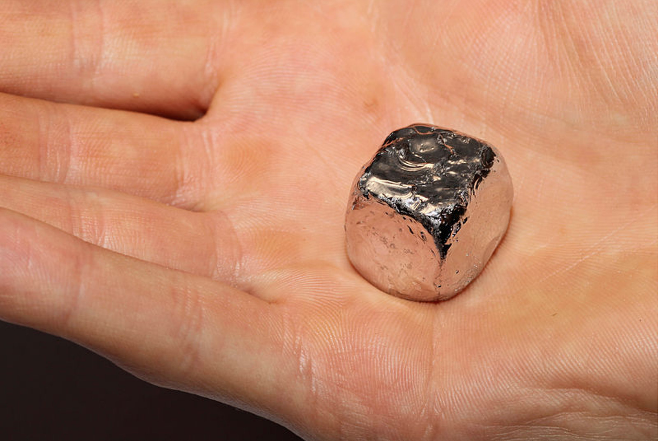 Rhodium là kim loại có mức giá đắt nhất hiện nay (Nguồn: Bloomberg)