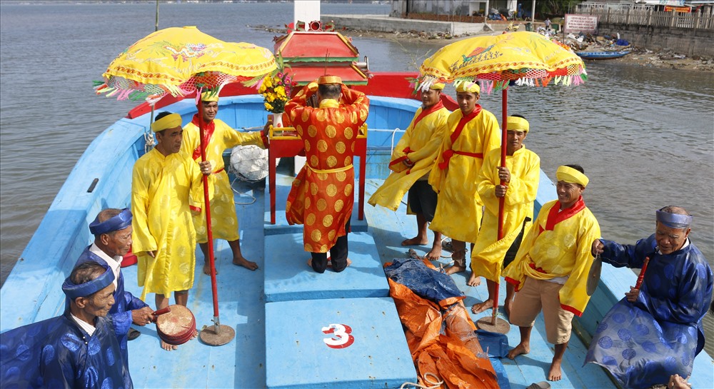 Ngư dân Quảng Nam tổ chức lễ Cầu Ngư Ảnh: T.C
