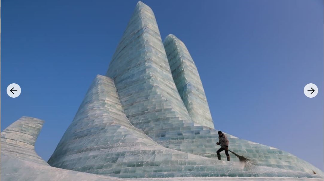 Lễ hội điêu khắc băng và tuyết quốc tế Cáp Nhĩ Tân, Trung Quốc. Ảnh: Getty.