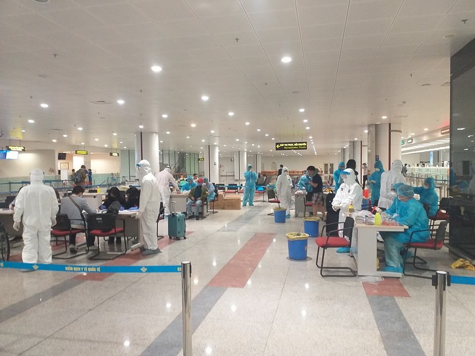 Hình ảnh do Donato Diego Rodriguez IV ghi lại tại khu vực kiểm dịch ở sân bay Việt Nam. Ảnh: Facebook