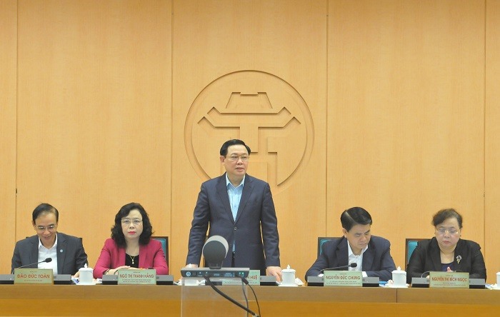 Bí thư Thành uỷ Hà Nội Vương Đình Huệ tại cuộc họp ngày 2.3.