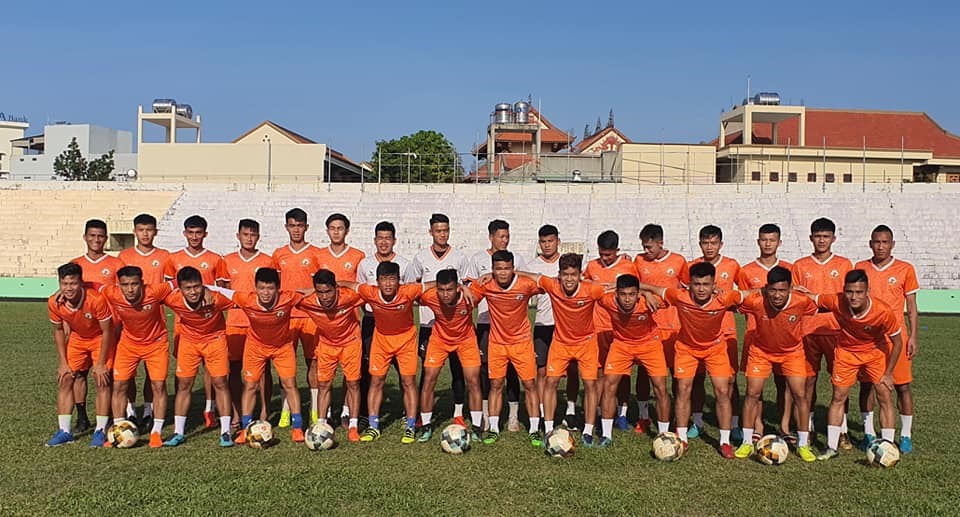 Câu lạc bộ Bình Định vẫn duy trì tập luyện chờ ngày giải hạng Nhất khai màn. Ảnh: Công Tâm
