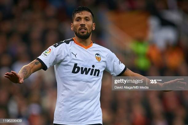 Hậu vệ Ezequiel Garay - Valencia (La Liga).