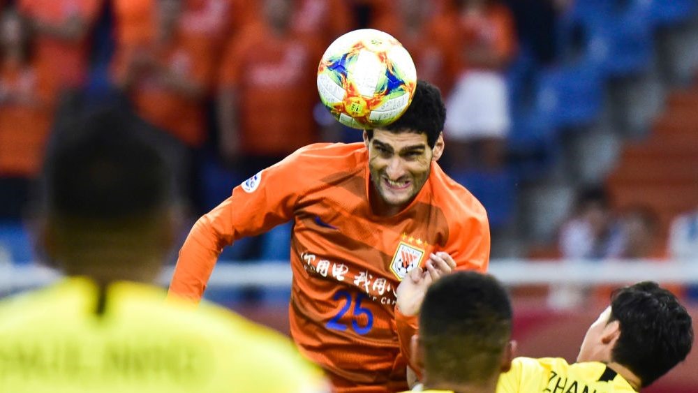 Tiền vệ trung tâm Marouane Fellaini - Shandong Luneng (Giải vô địch Quốc gia Trung Quốc).