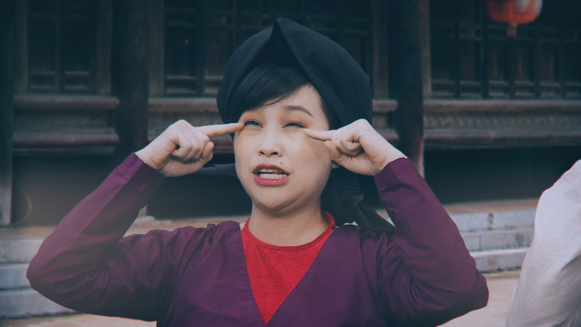 Nghệ sĩ Mai Tuyết Hoa đảm nhận giọng nữ chính trong MV lần này.