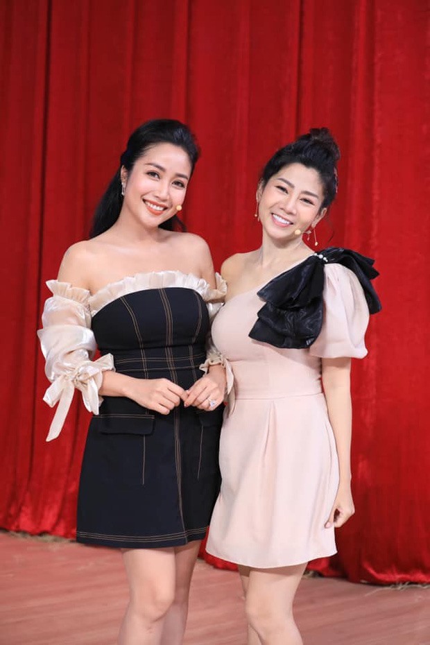 Lần cuối diễn viên Mai Phương (phải) xuất hiện trên sóng truyền hình bên cạnh MC Ốc Thanh Vân. Ảnh: FBNV.