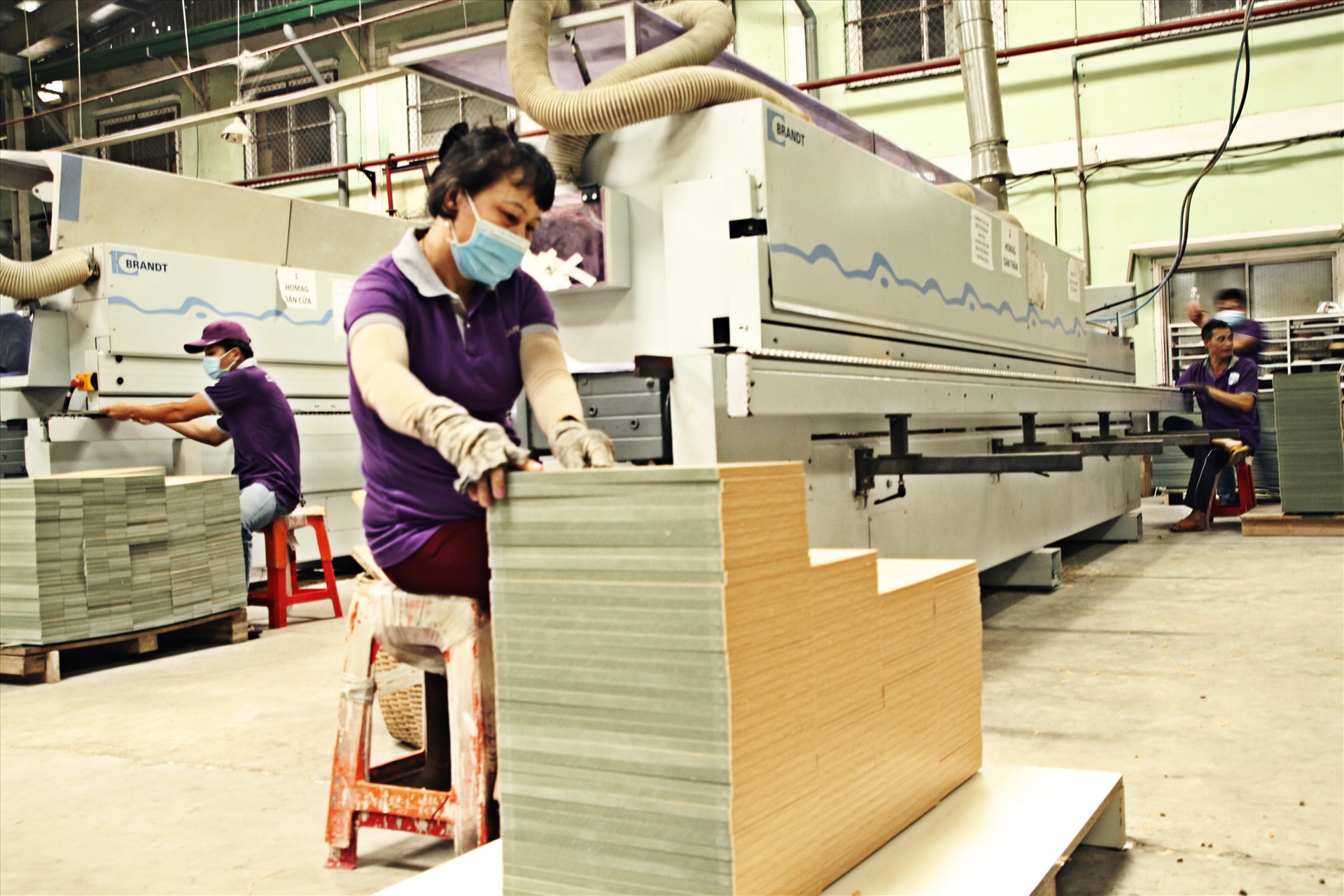 Ngành chế biến, xuất khẩu đồ gỗ mang về giá trị kim ngạch hàng chục tỉ USD/năm
