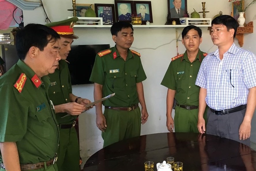 Ông Trần Trường Sơn, Phó Chủ tịch UBND TP Trà Vinh thời điểm bị công an bắt giữ tháng 8.2019. Ảnh: Công an cung cấp.
