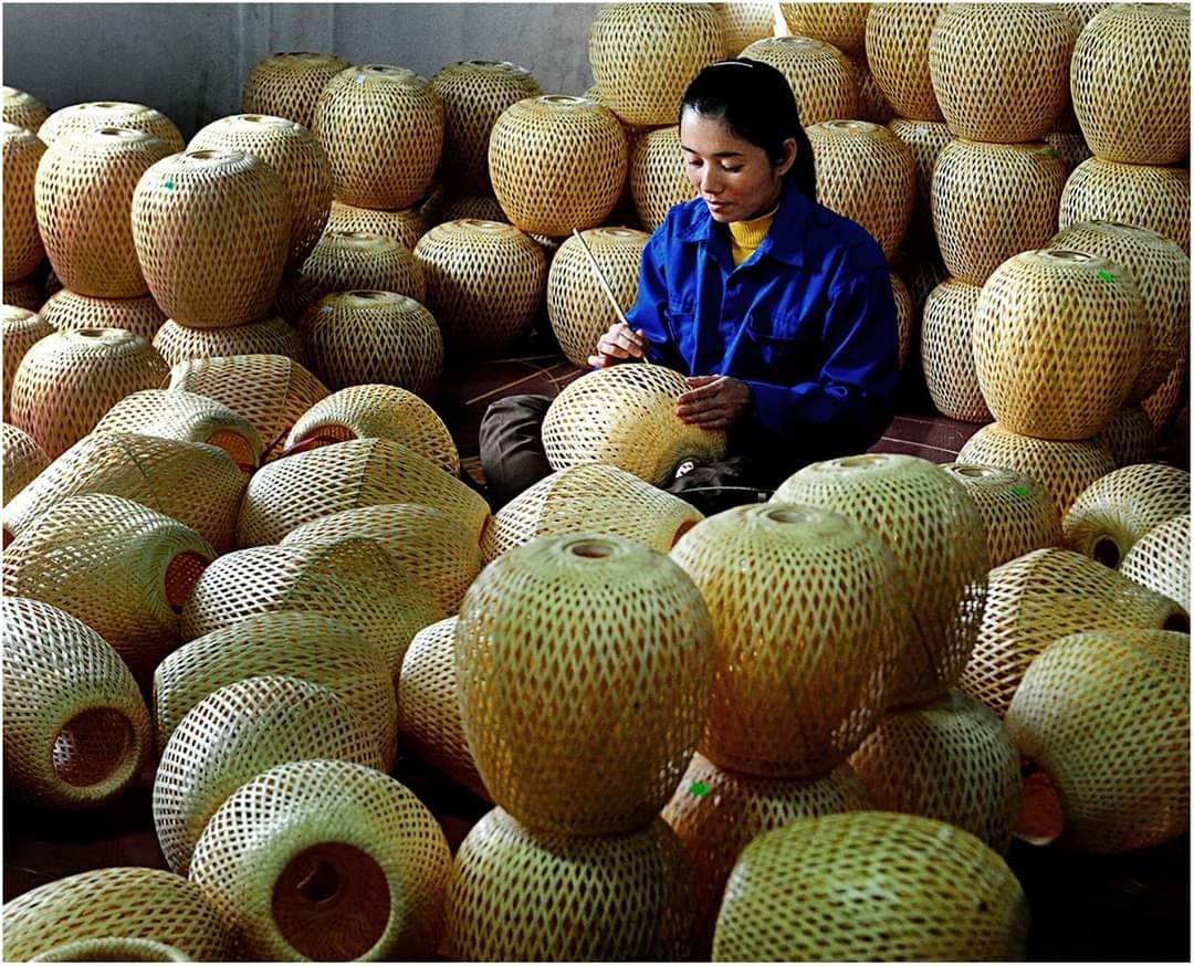 Nghề đan - ảnh Trần Đàm