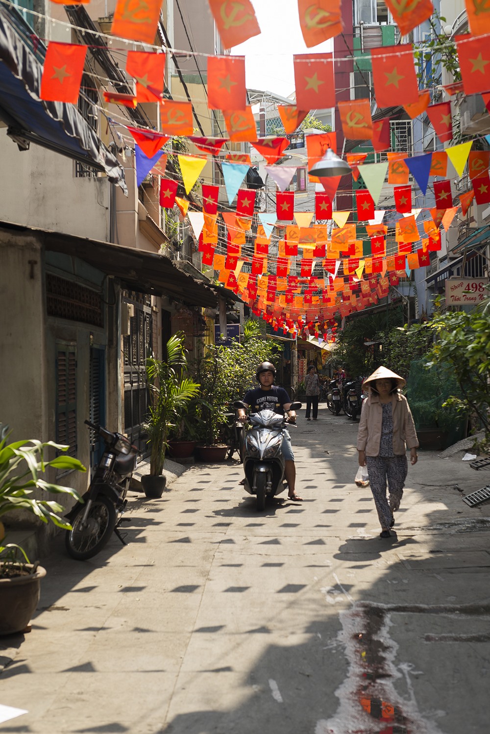 Hẻm nhỏ Sài Gòn (chụp tháng 4 năm 2015).