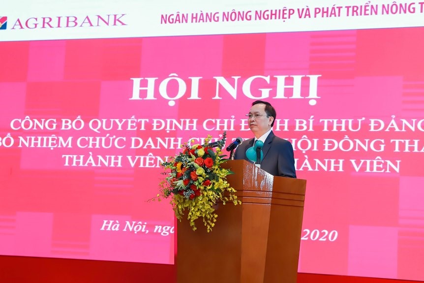 Đồng chí Đào Minh Tú - Ủy viên Ban cán sự Đảng, Phó Thống đốc thường trực Ngân hàng Nhà nước Việt Nam phát biểu tại Hội nghị