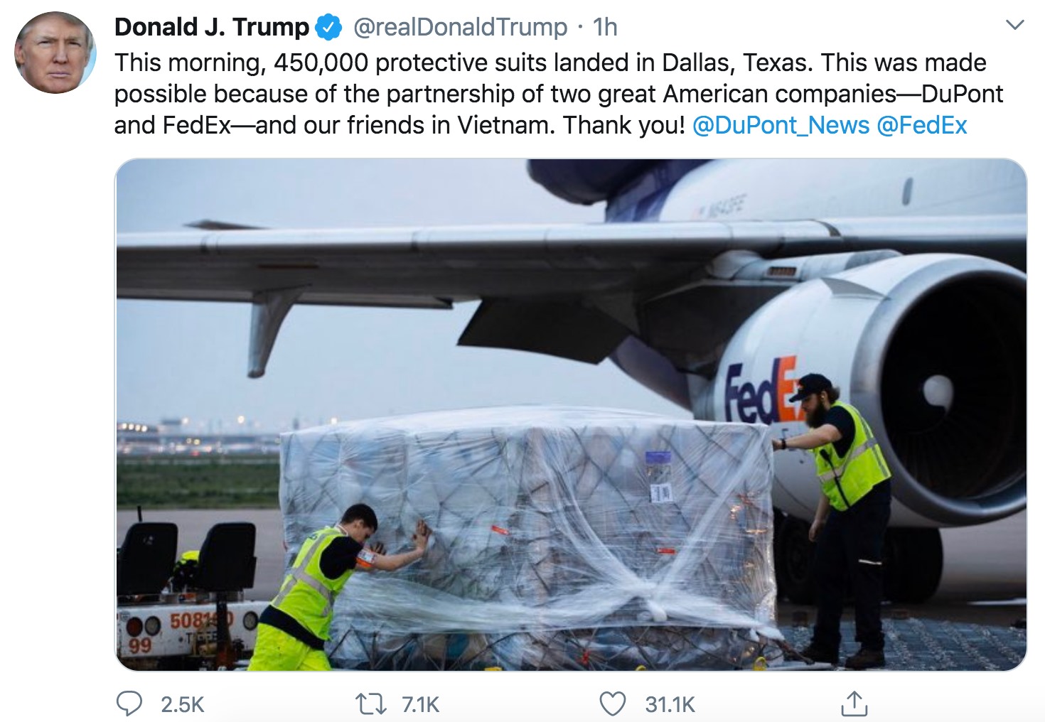 Tổng thống Donald Trump viết trên Twitter cảm ơn Việt Nam. Ảnh chụp màn hình