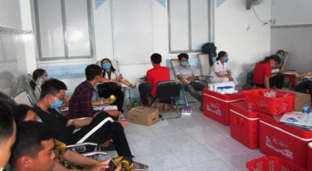 LĐLĐ Thành phố Bạc Liêu tổ chức hiến máu nhân đạo (ảnh Nhật Hồ)
