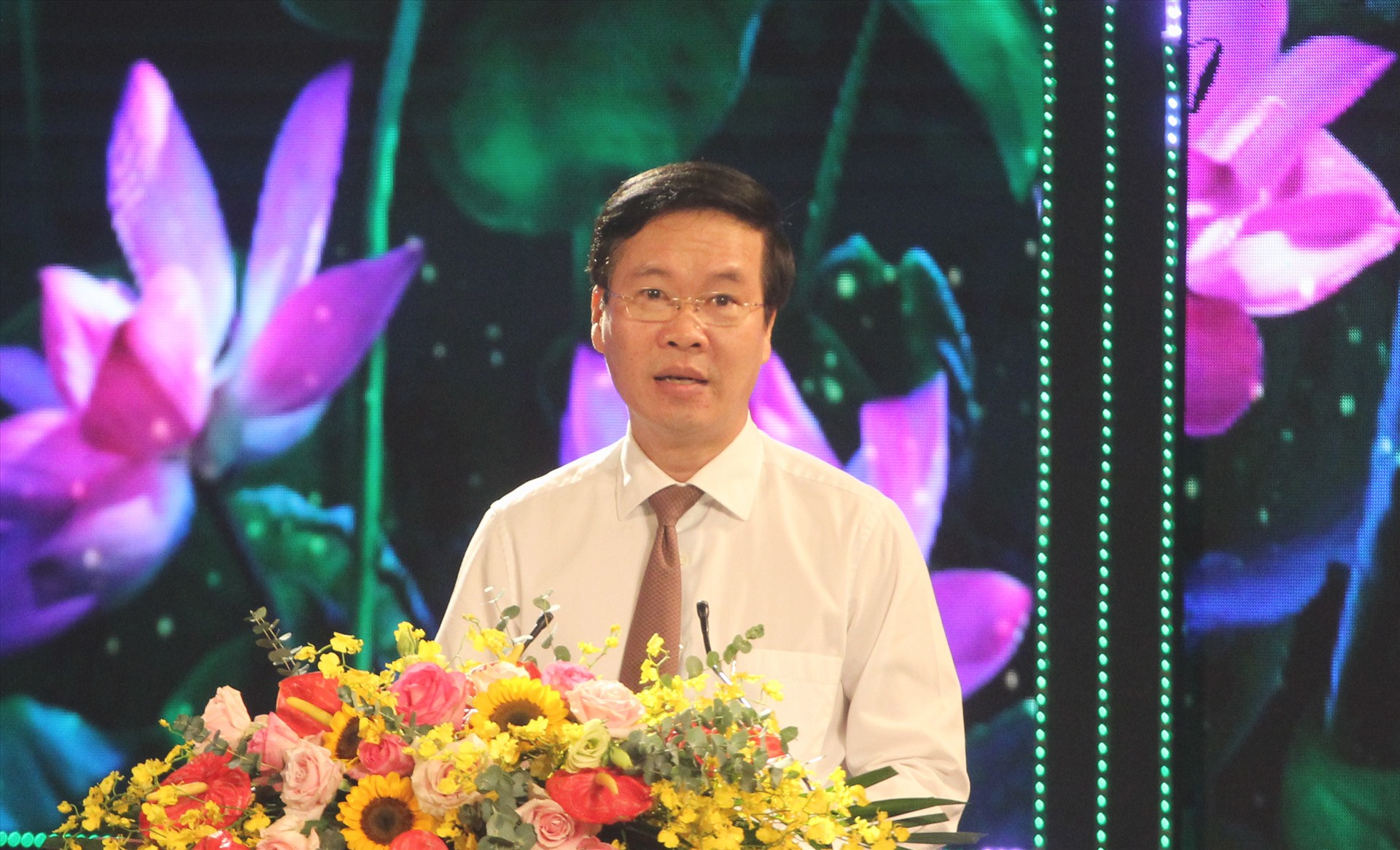 Uỷ viên Bộ Chính trị, Trưởng Ban Tuyên giáo Trung ương Võ Văn Thưởng phát biểu tại chương trình. Ảnh T.Vương