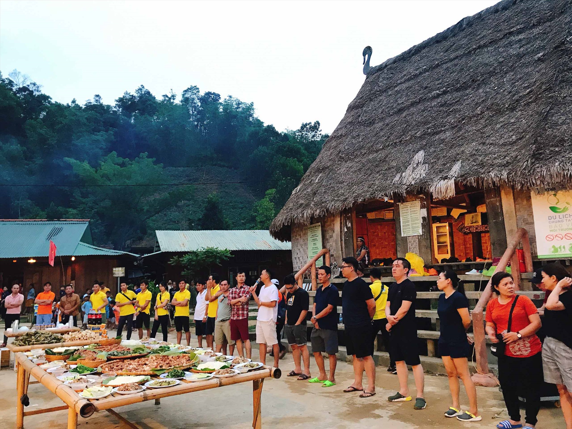 Chương trình “Caravan”  2 ngày 1 đêm với điểm điến Bha Lee – Tà Làng – Tây Giang (Quảng Nam).