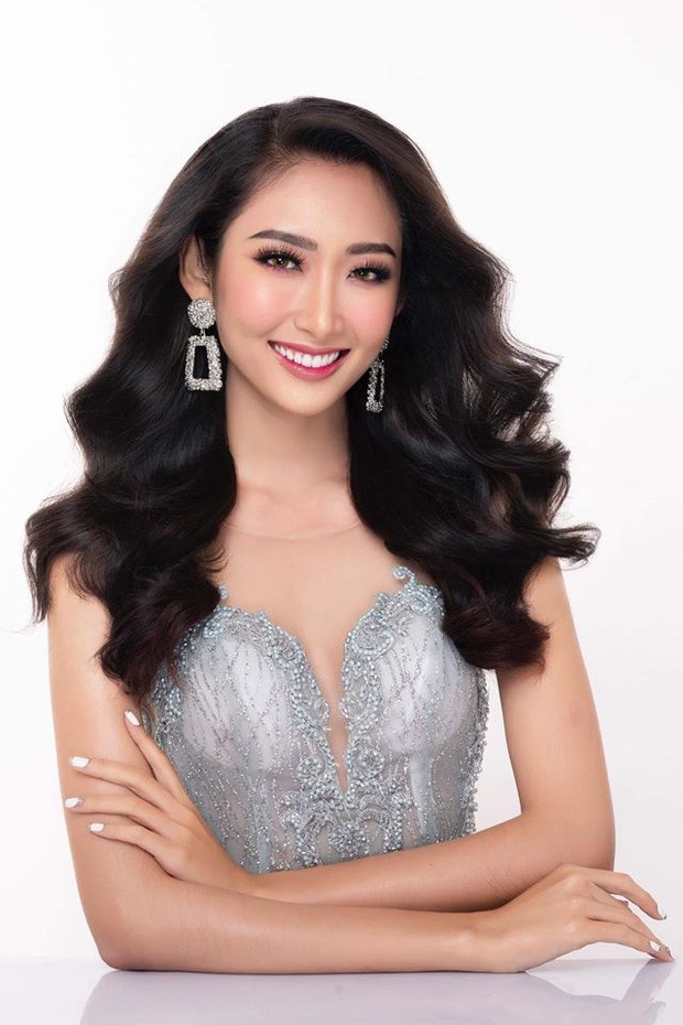 Cô cũng từng tham gia “Hoa khôi áo dài 2016” và lọt top 15 “Miss World Việt Nam 2019“. Vốn mang vẻ đẹp Á Đông, Thanh Khoa