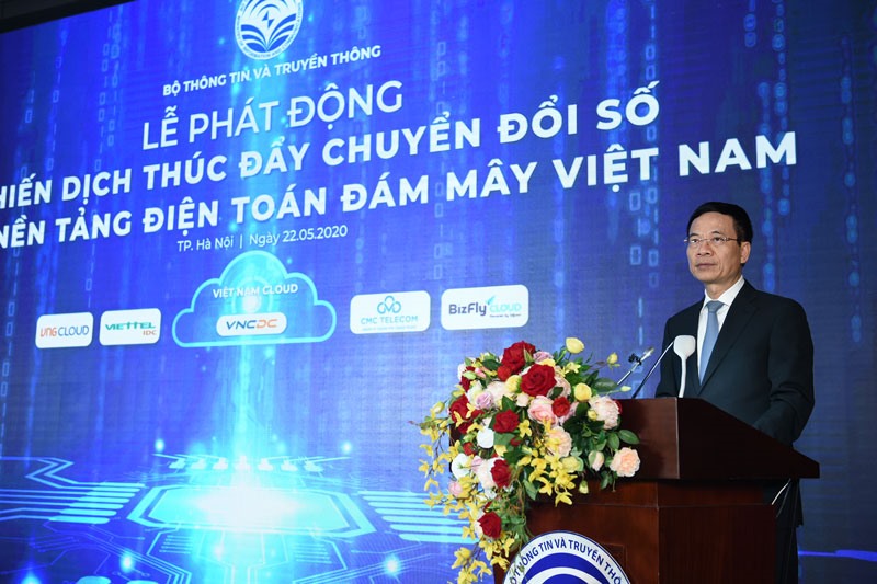 Bộ trưởng Bộ TTTT Nguyễn Mạnh Hùng phát biểu tại buổi lễ.