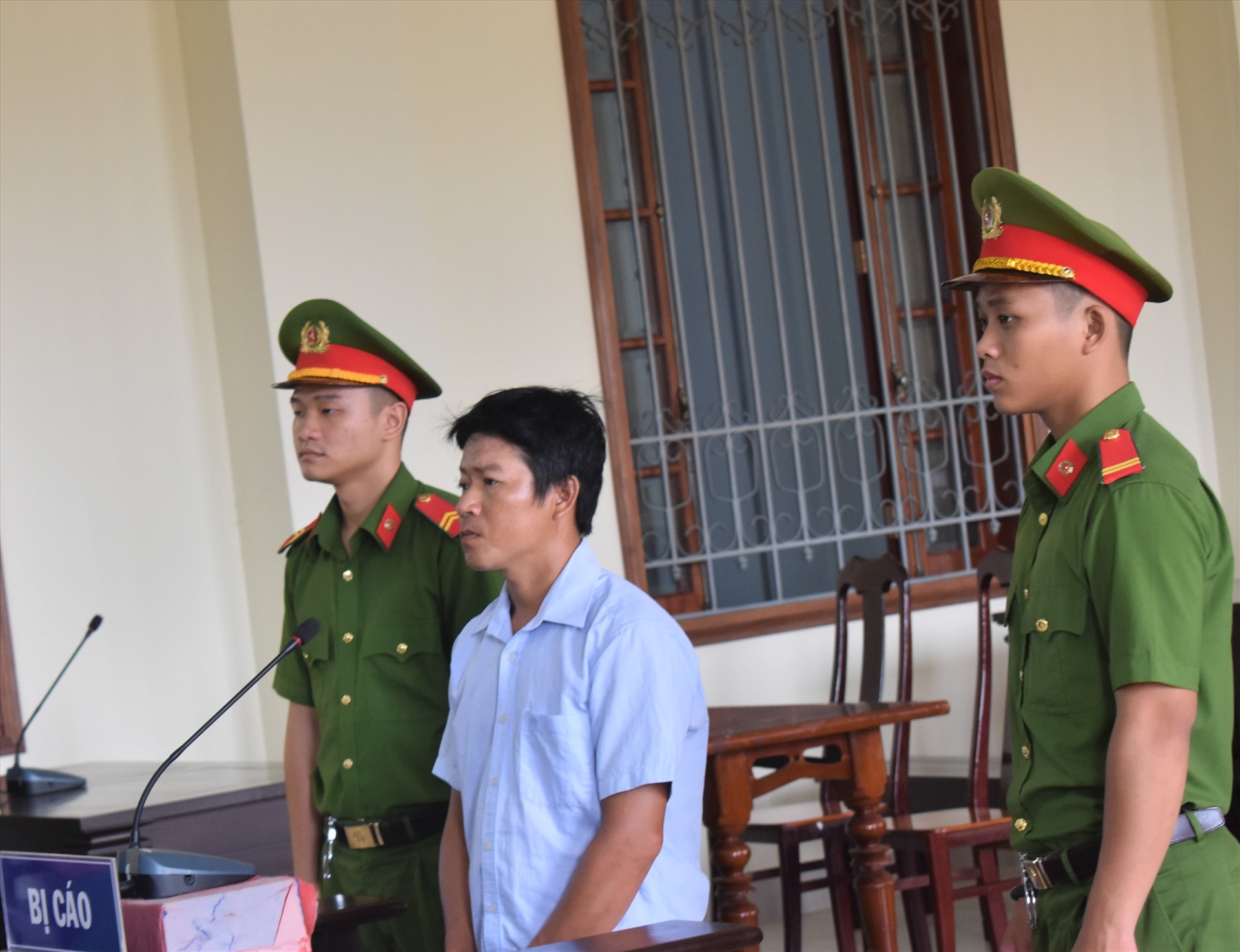 Bị cáo Nguyễn Minh Nhựt tại phiên tòa phúc thẩm. Ảnh: Thành Nhân