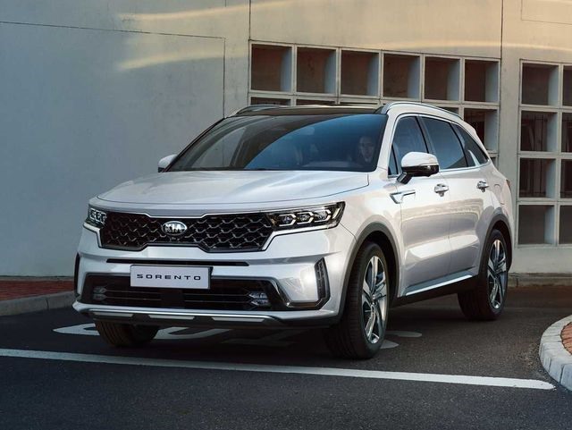 Kia Sorento được giảm giá