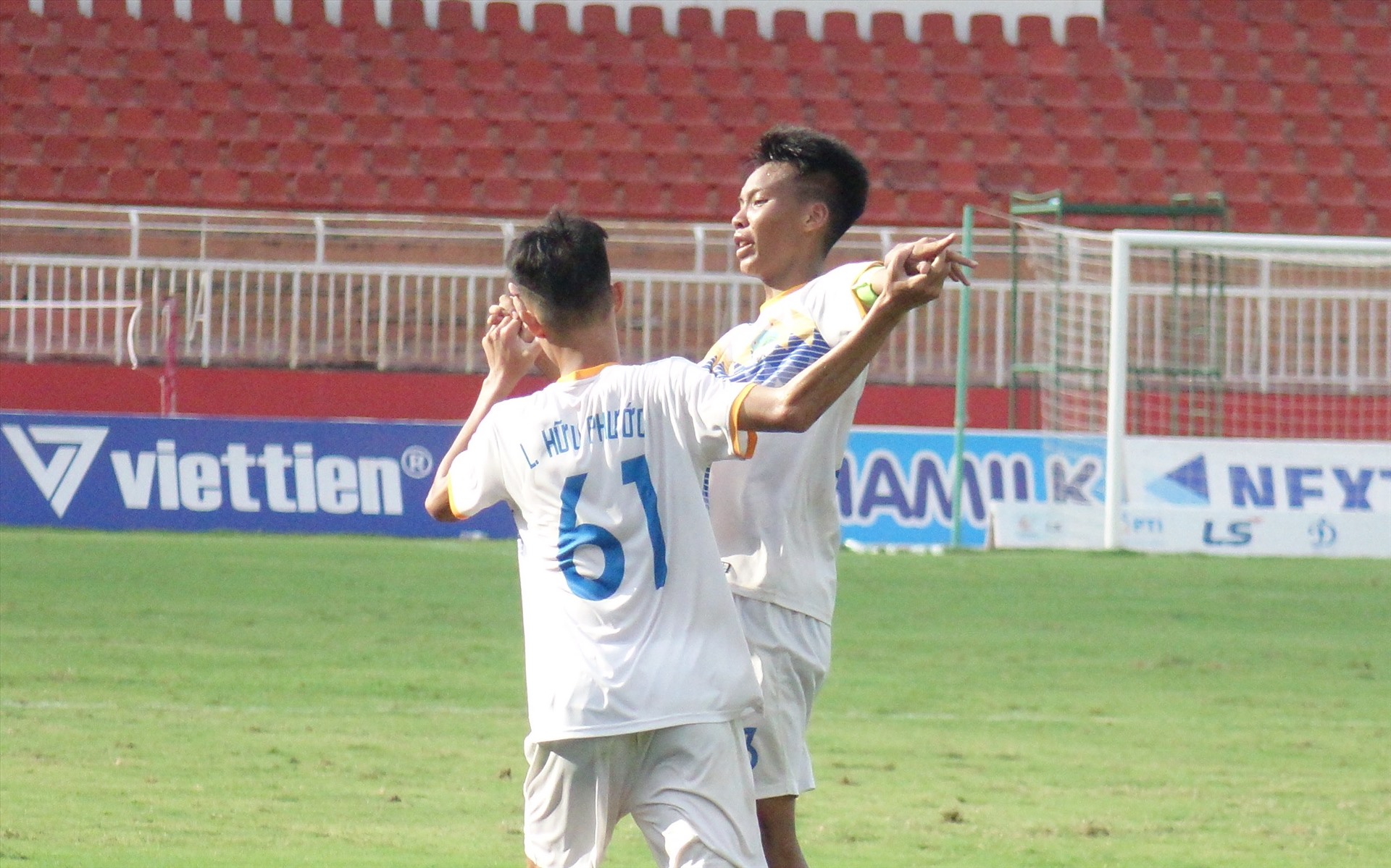 U19 HAGL II nối gót U19 HAGL I giành vé dự VCK U19 Quốc gia 2020. Ảnh: Nguyễn Đăng.