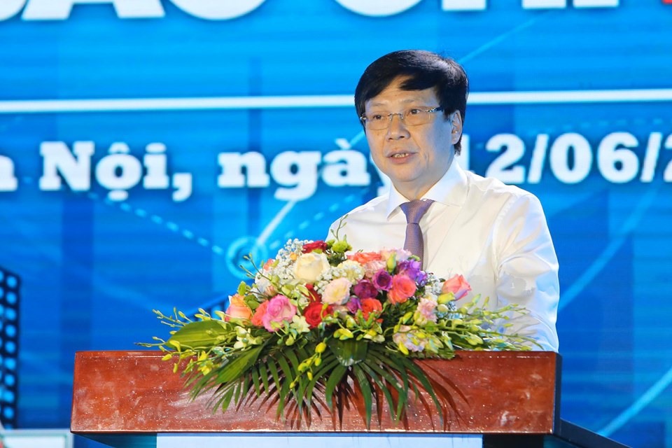 Ông Hồ Quang Lợi, Phó Chủ tịch thường trực Hội Nhà báo Việt Nam phát biểu tại buổi trao giải. Ảnh: Sơn Tùng.