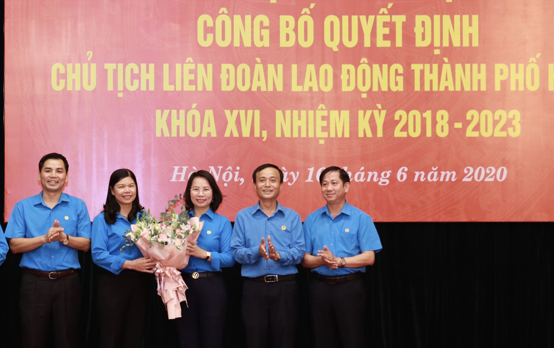 Tập thể lãnh đạo LĐLĐ Thành phố Hà Nội. Ảnh: Hải Nguyễn