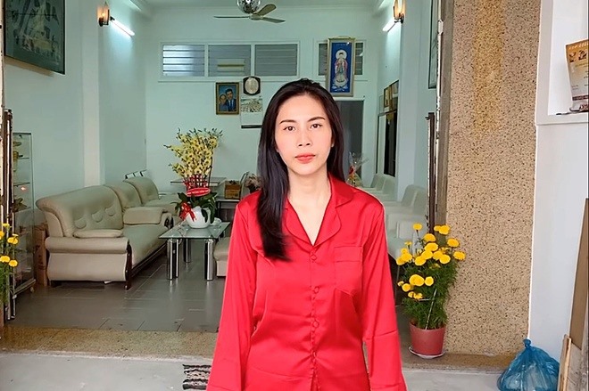 Thủy Tiên mua nhà 5 tỉ cho mẹ ở Kiên Giang. Ảnh: Cắt từ clip