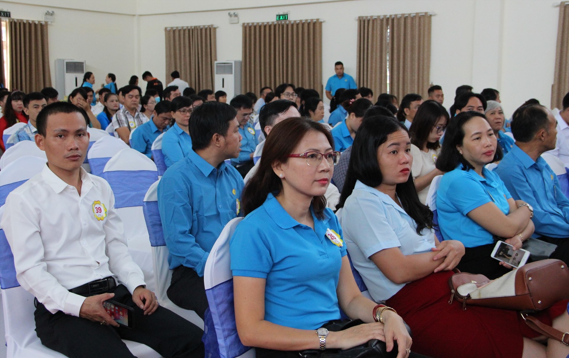 Lao động điển hình tiên tiến tại hội nghị. Ảnh: Đình Trọng