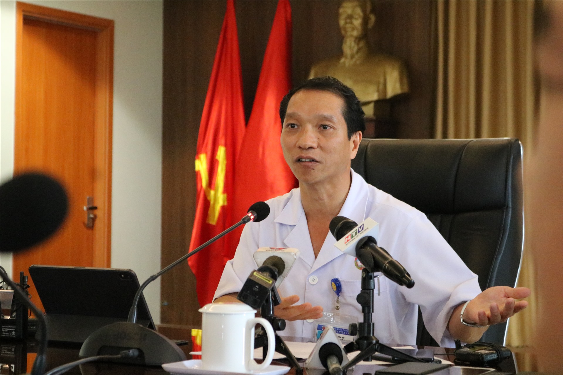 Bác sĩ Trần Quốc Việt - Phó Giám đốc Bệnh viện Quân y 175 - Ảnh Anh Nhàn