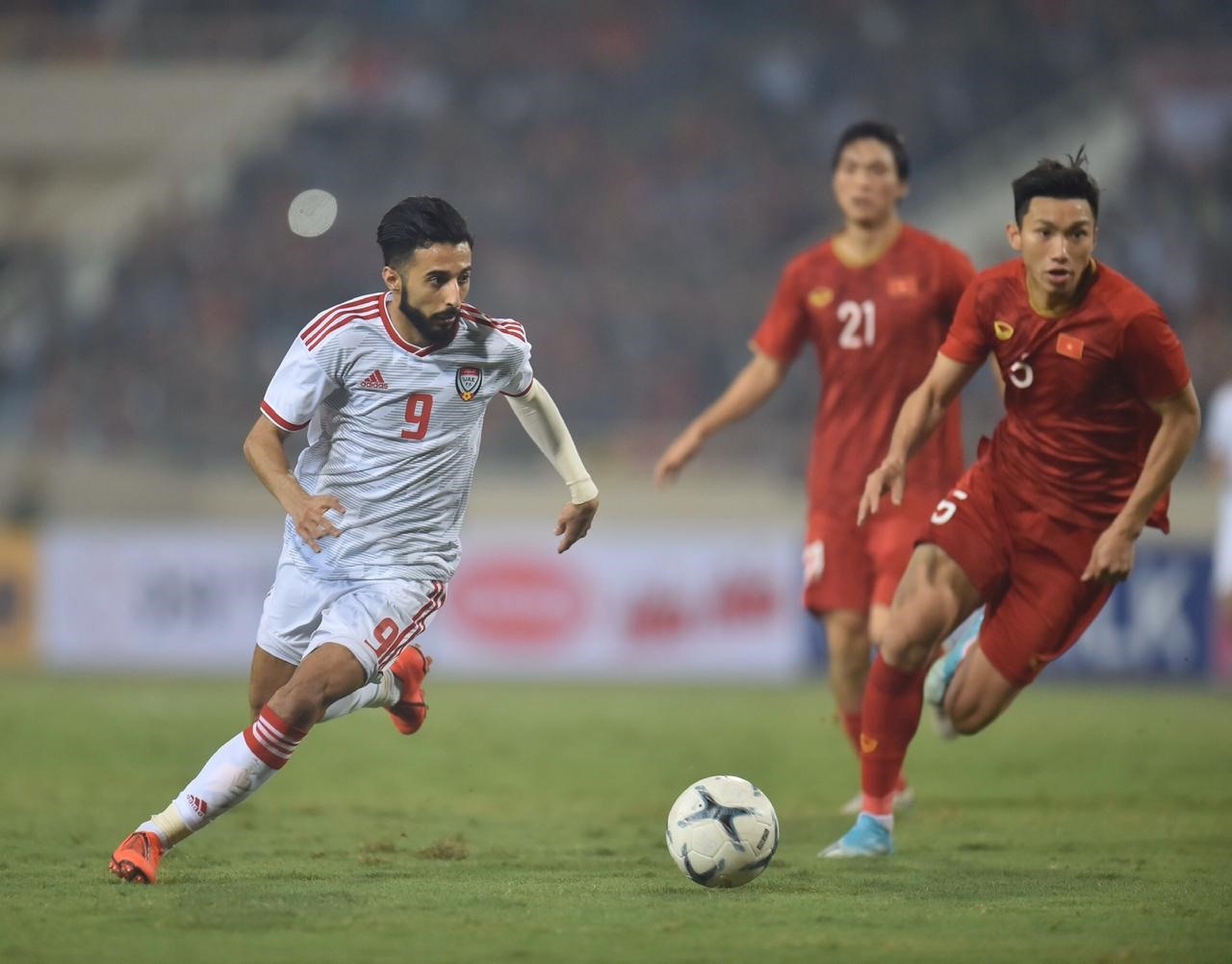 Tuyển Việt Nam mới đây đã đánh bại UAE tỉ số 1-0 ở trận lượt đi trên sân Mỹ Đình. Ảnh: T.L