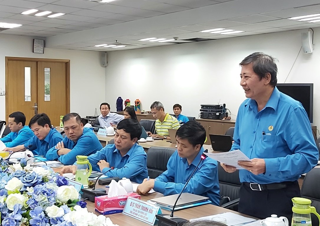 Phó Chủ tịch Thường trực Tổng LĐLĐVN Trần Thanh Hải lưu ý tổ chức CĐ tỉnh Bình Dương chú trọng phát triển đoàn viên trong giai đoạn hiện nay. Ảnh Anh Tú