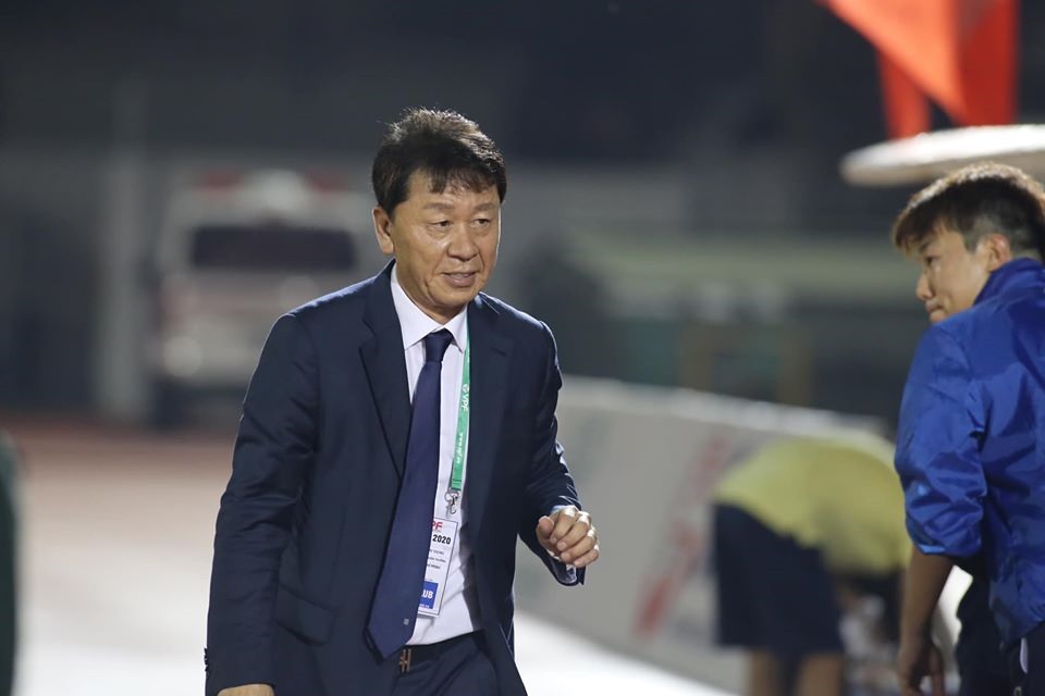 Huấn luyện viên Chung Hae-seong tự tin vào chất lượng đội hình của TP.HCM. Ảnh: HCMC.